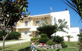 Alexandra' S Apartments